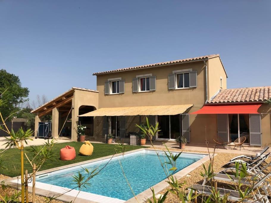 Superbe Villa Neuve A 5 Mn Du Centre Сен-Ремі-де-Прованс Екстер'єр фото