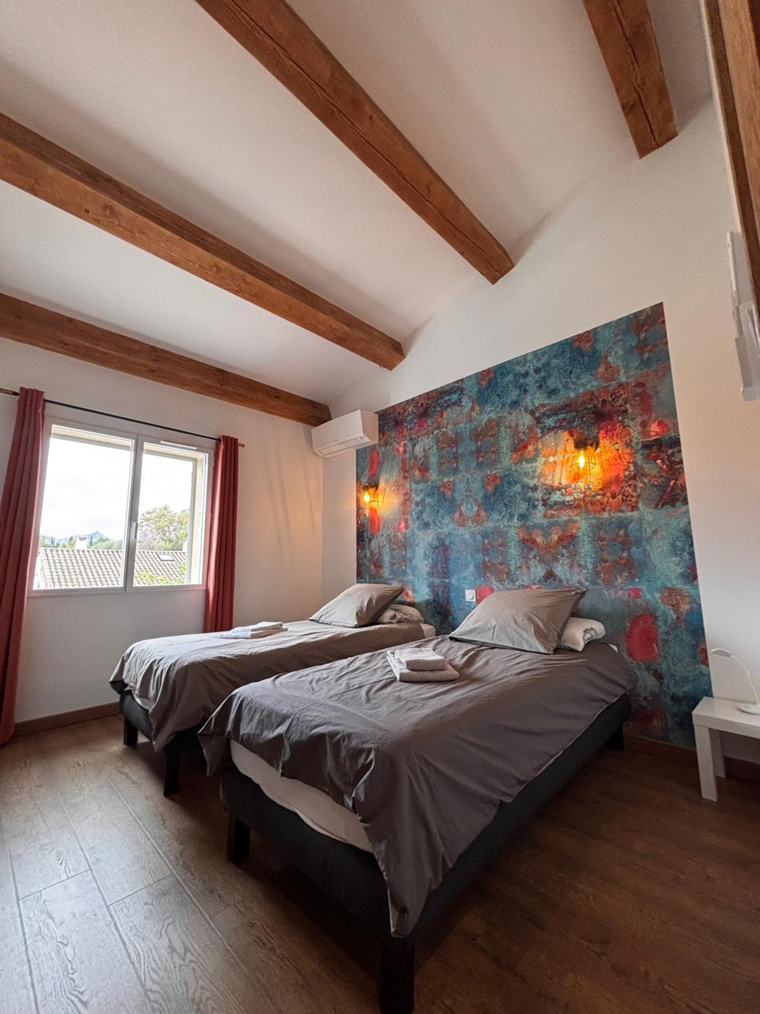 Superbe Villa Neuve A 5 Mn Du Centre Сен-Ремі-де-Прованс Екстер'єр фото
